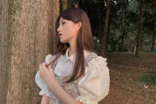 她是B站里的央视女神“黑料”被全网曝光后粉丝却更爱她了？